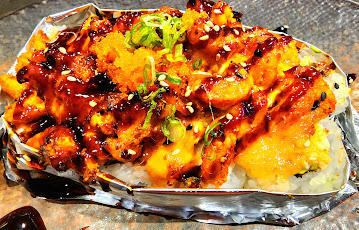 Baked Lobster Roll